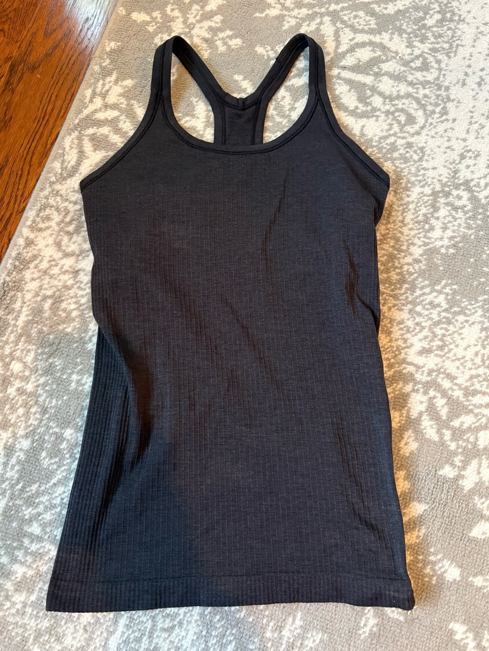Lululemon tank top Womens